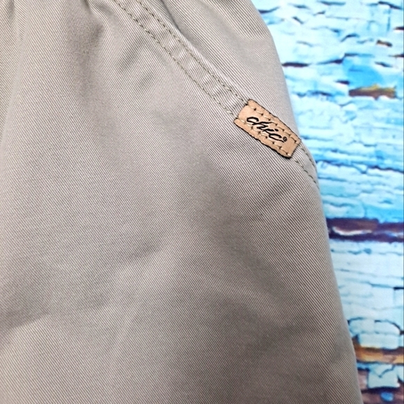 Vintage Chic shorts Khaki  pants elastic waist pull on - Picture 2 of 5